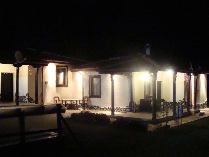 Madara Omaya Guest House Exterior photo